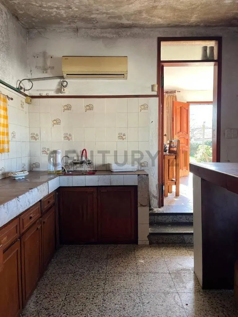 casa en médanos de solymar, 600m de la playa. 720m2 en esquina. 3 dormitorios 2