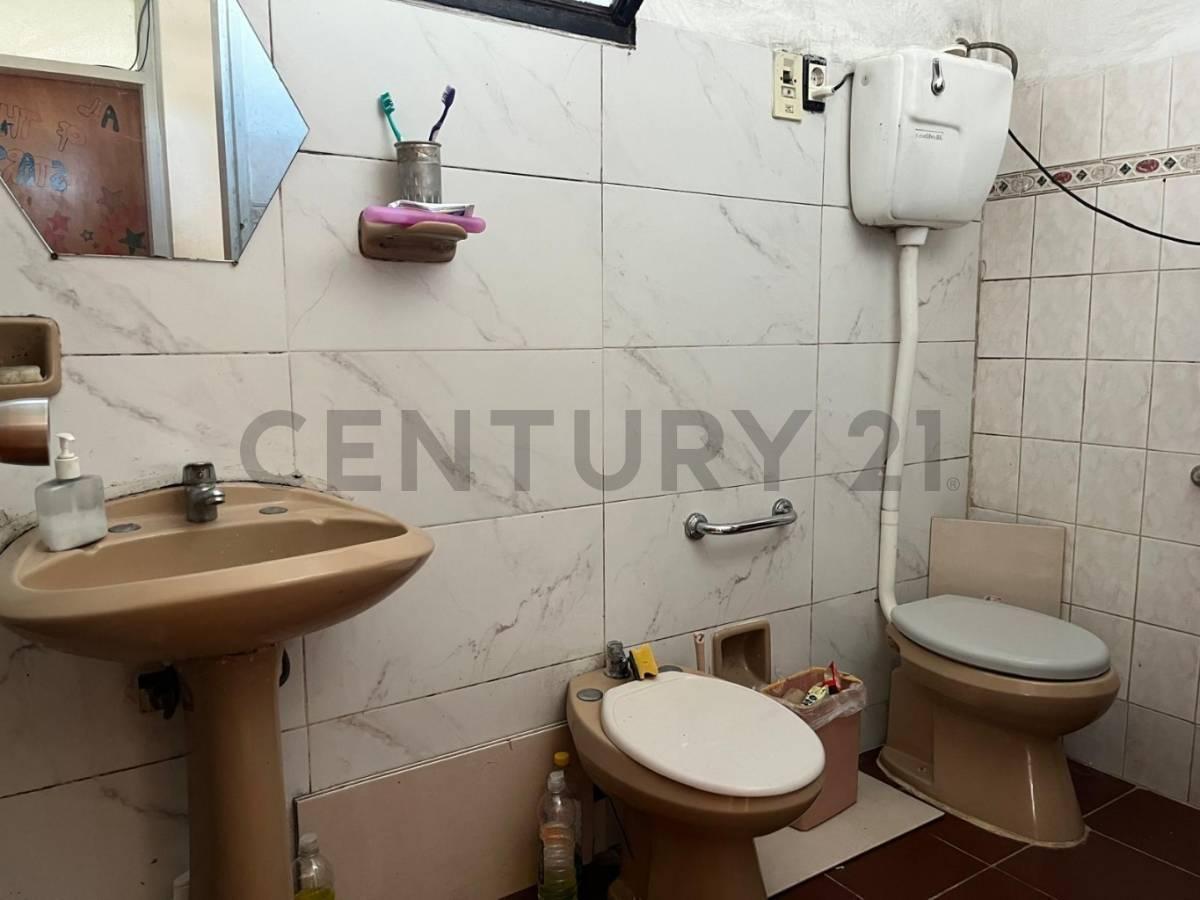 Foto de casa en médanos de solymar, 600m de la playa. 720m2 en esquina. 3, imagen 3