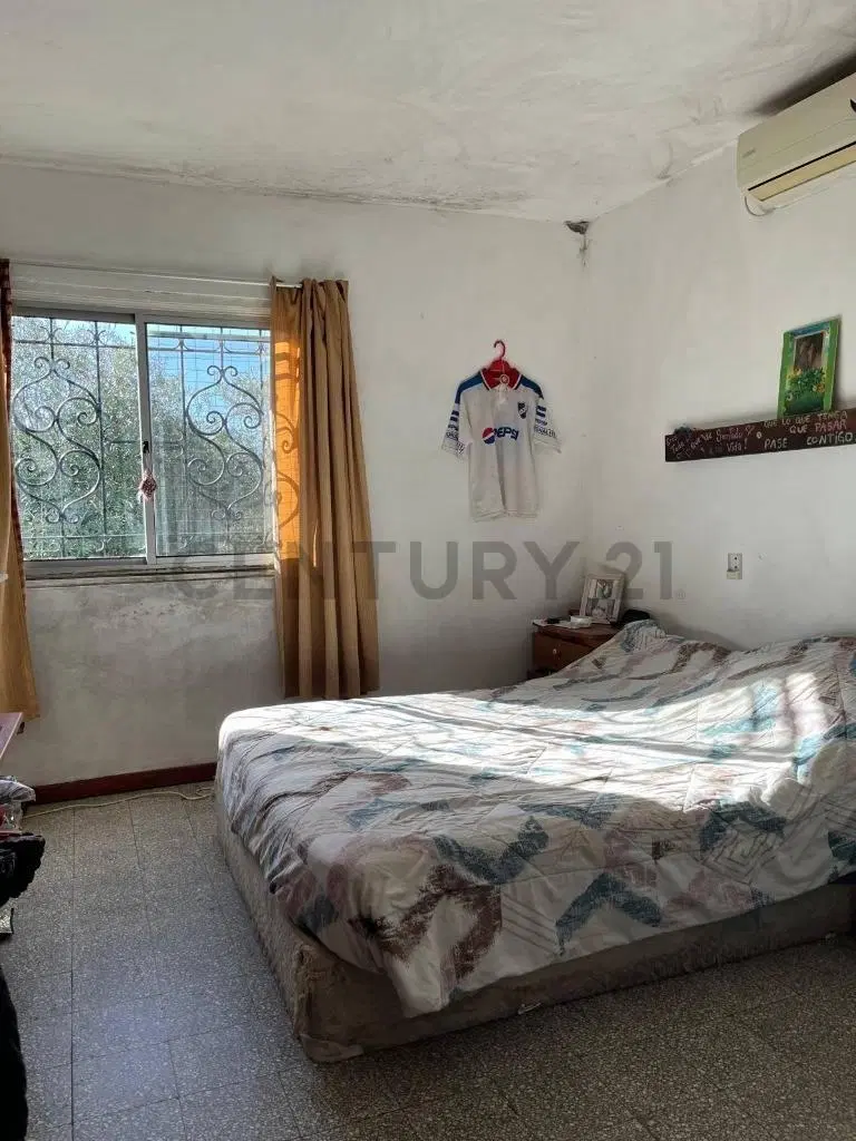 casa en médanos de solymar, 600m de la playa. 720m2 en esquina. 3 dormitorios 8