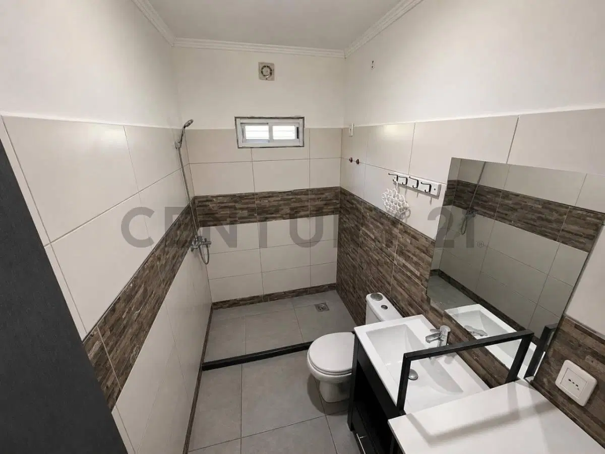 Venta casa en Barros Blancos, 590m2 . 2 dormitorios, cochera, parrillero 1