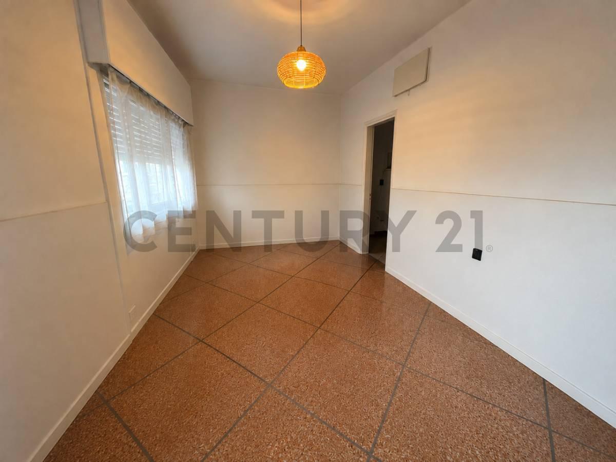 Foto de Venta Casa PH | Malvín Sur | 2 dormitorios 1 baño | jardín y patio | Apto Banco, imagen 2