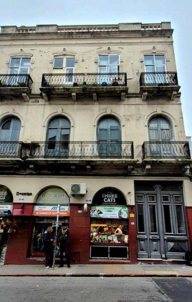 Foto de VENTA APARTAMENTO 2 DORMITORIOS CIUDAD VIEJA 1er PISO ESCALERA, imagen 3