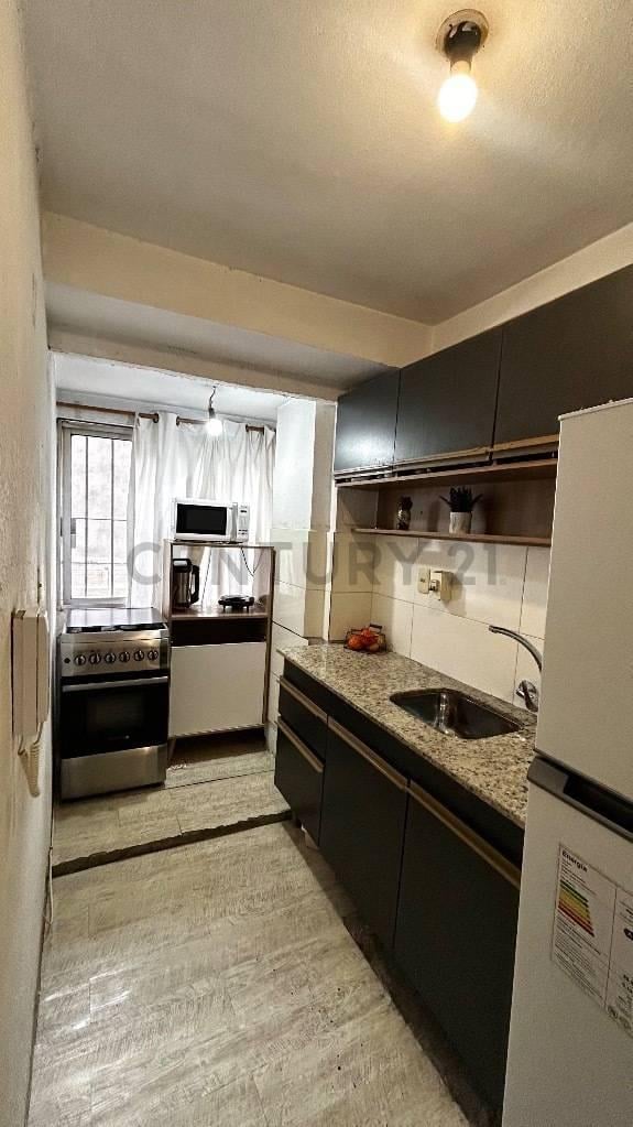 Foto de Apartamento en venta/Cordón/Av.18 de Julio/50m2/2 Dormitorios/Balcón, imagen 3