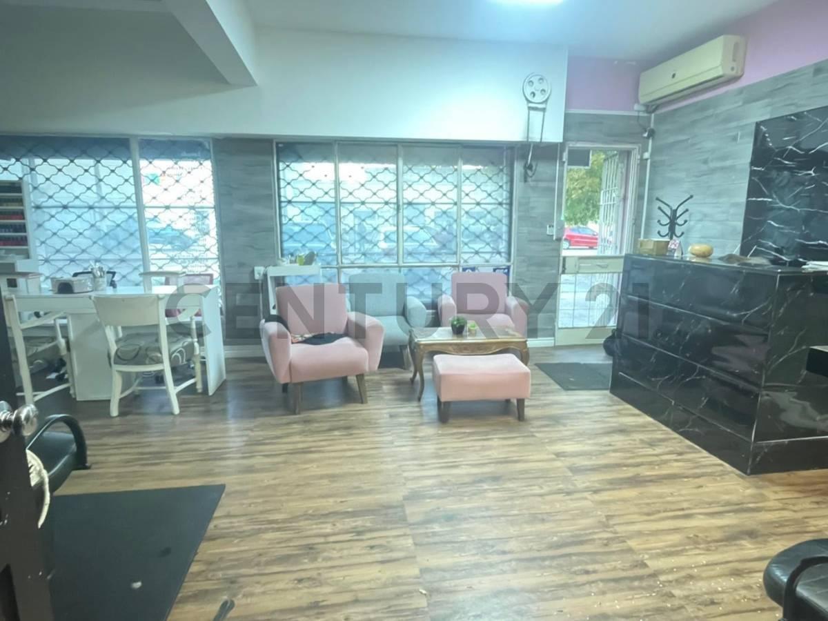 Foto de LOCAL COMERCIAL EN ALQUILER EN L.A. HERRERA CERCA DE NUEVO CENTRO, imagen 3