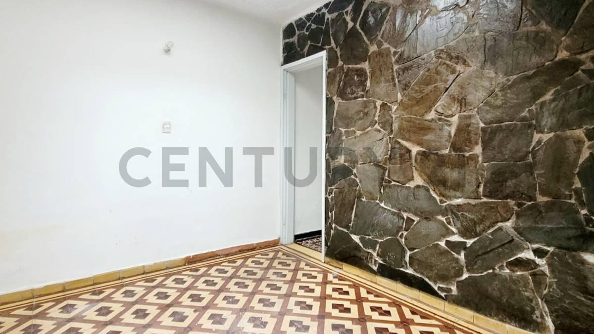 Foto de VENTA APARTAMENTO 1 DORMITORIO A PASOS DE NUEVO CENTRO SIN GASTOS, imagen 2