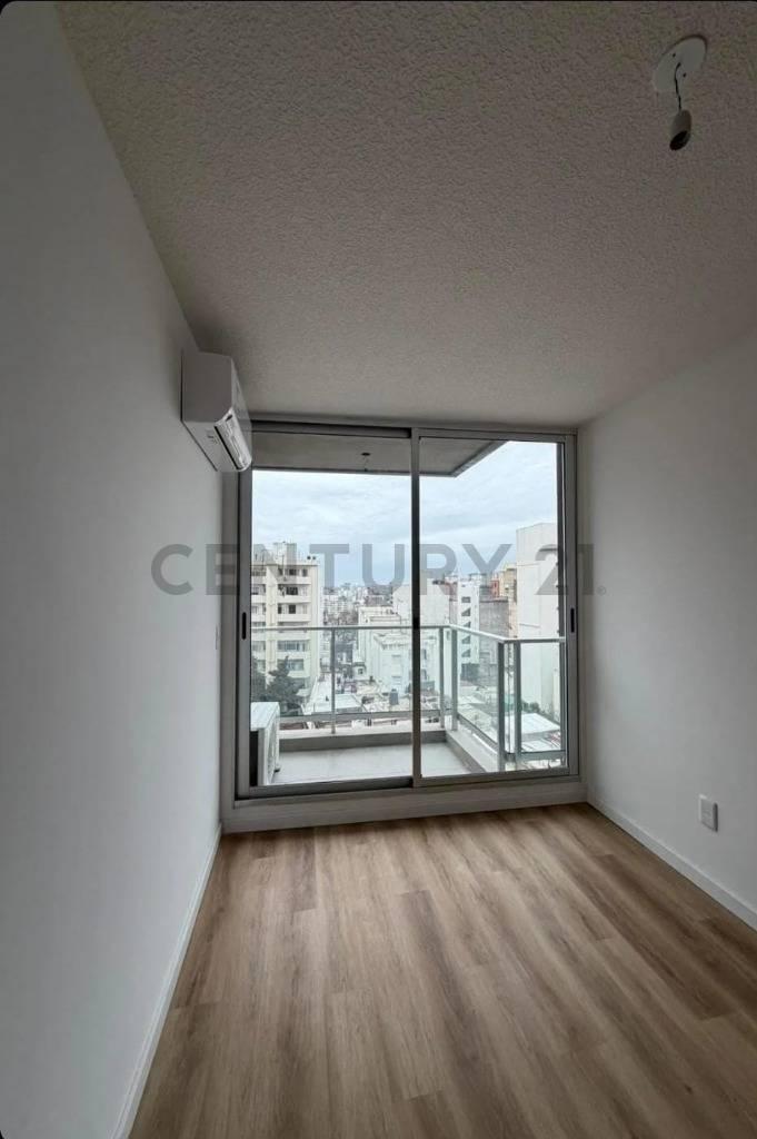 Foto de ALQUIER APTO 1 DOR CON GARAGE,CENTRO A ESTRENAR AL FRENTE CON BALCON, imagen 3