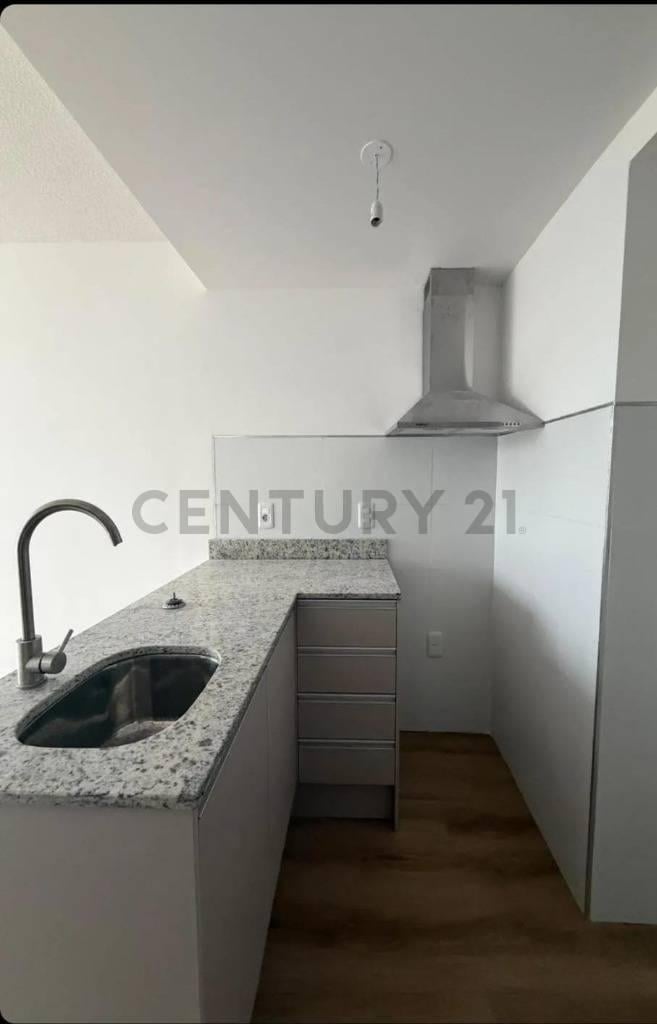 Foto de ALQUIER APTO 1 DOR CON GARAGE,CENTRO A ESTRENAR AL FRENTE CON BALCON, imagen 5