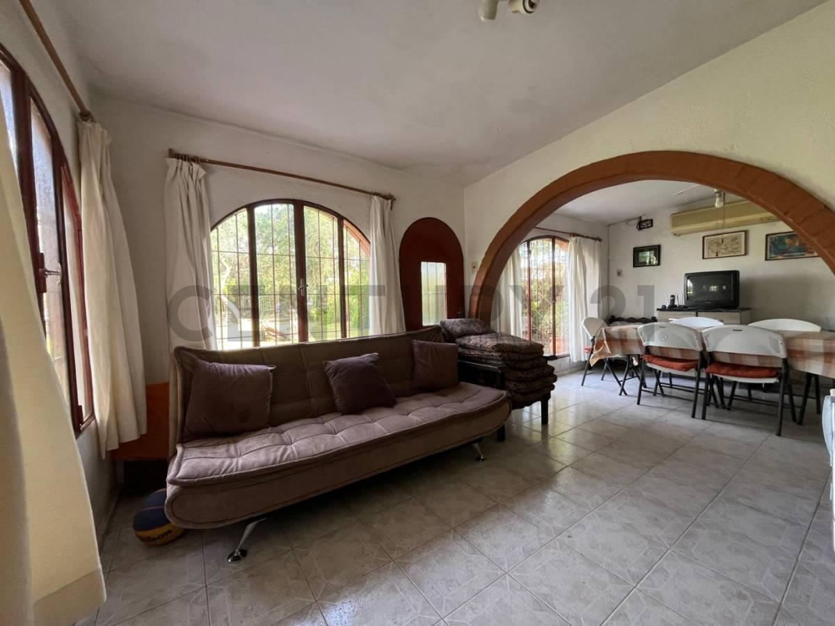 Foto de Casa en Lomas De Solymar 3 dor 2 baños a 600 mts del mar acep Banco, imagen 5