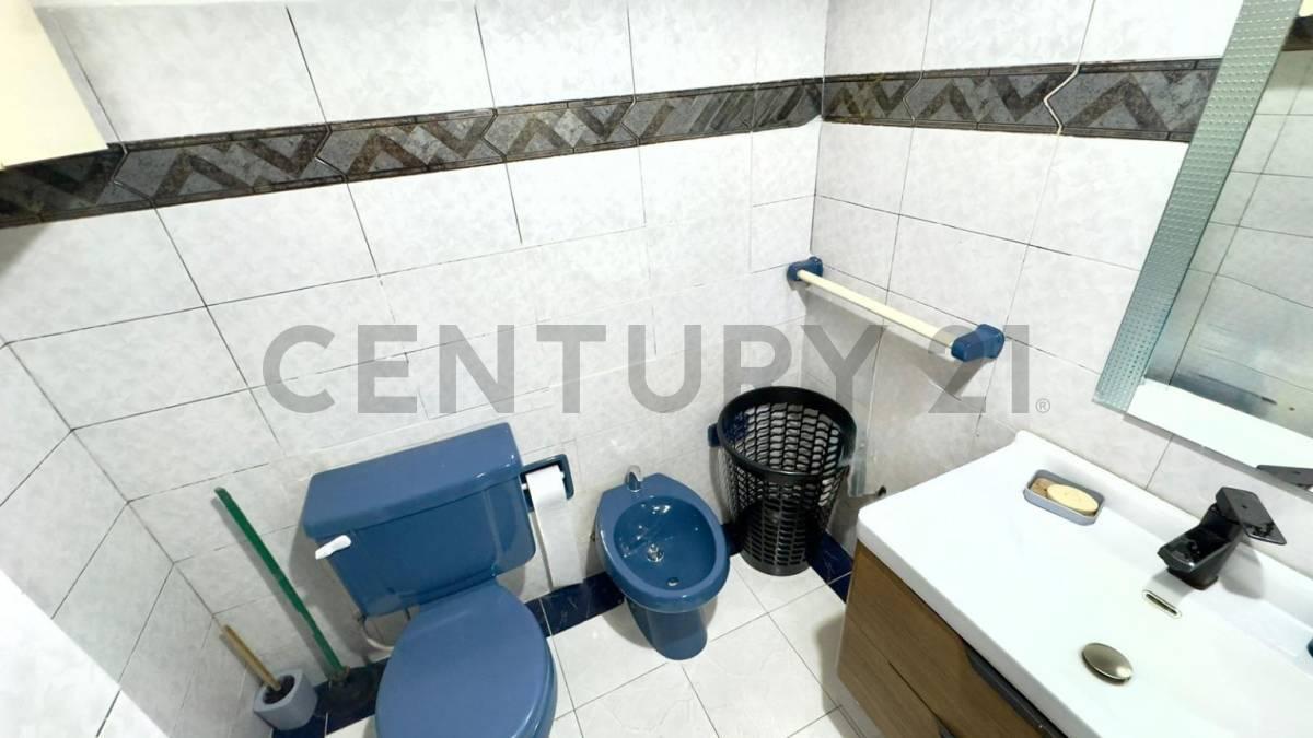 Foto de CASA EN VENTA, LA TEJA, IDEAL INVERSION, RENTABILIDAD 9,7% alquilada en, imagen 4