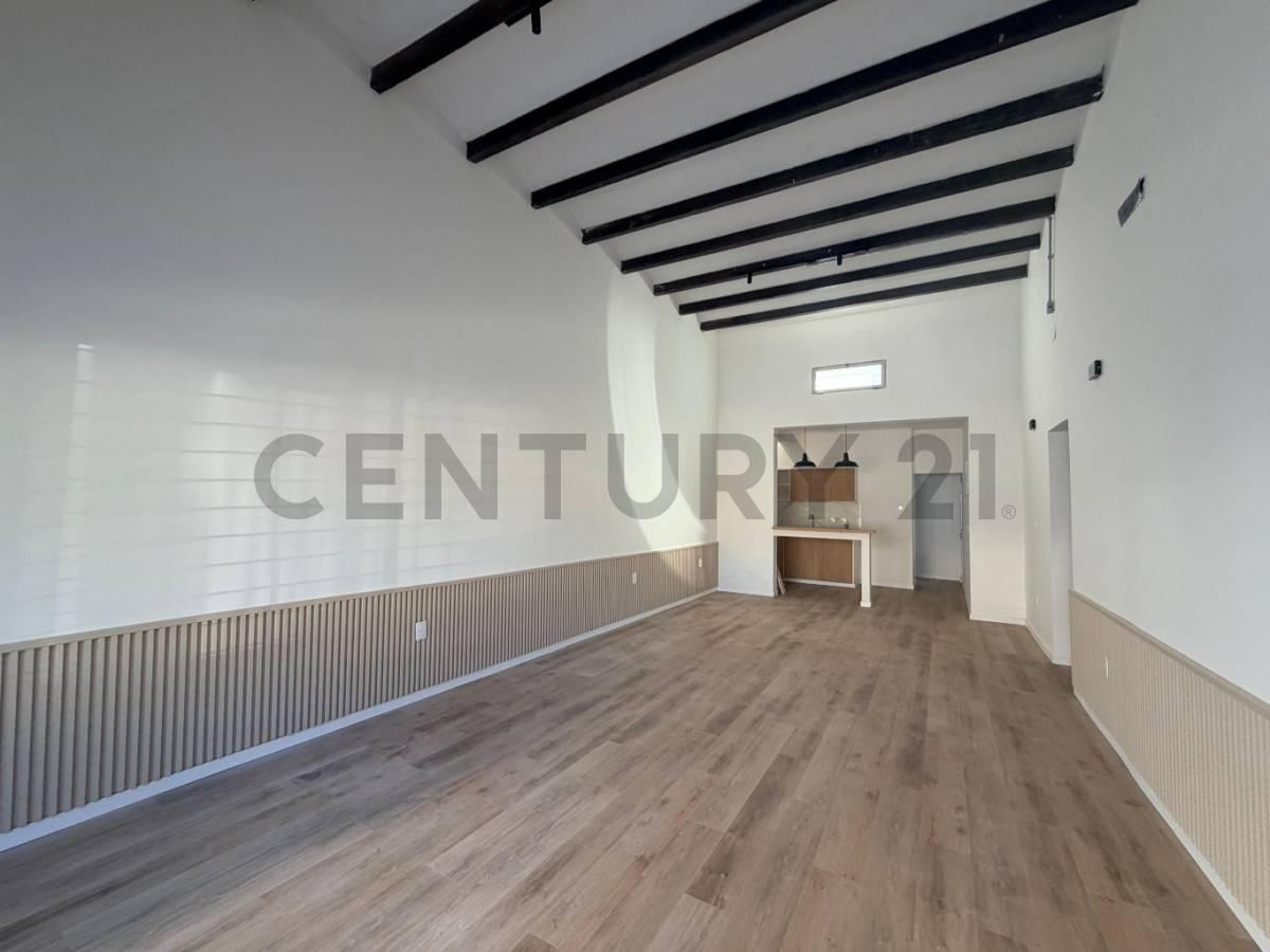 Foto de Casa a ESTRENAR/Reciclada/mt Bulevar Artigas/Cochera 2 autos/Terraza y, imagen 3