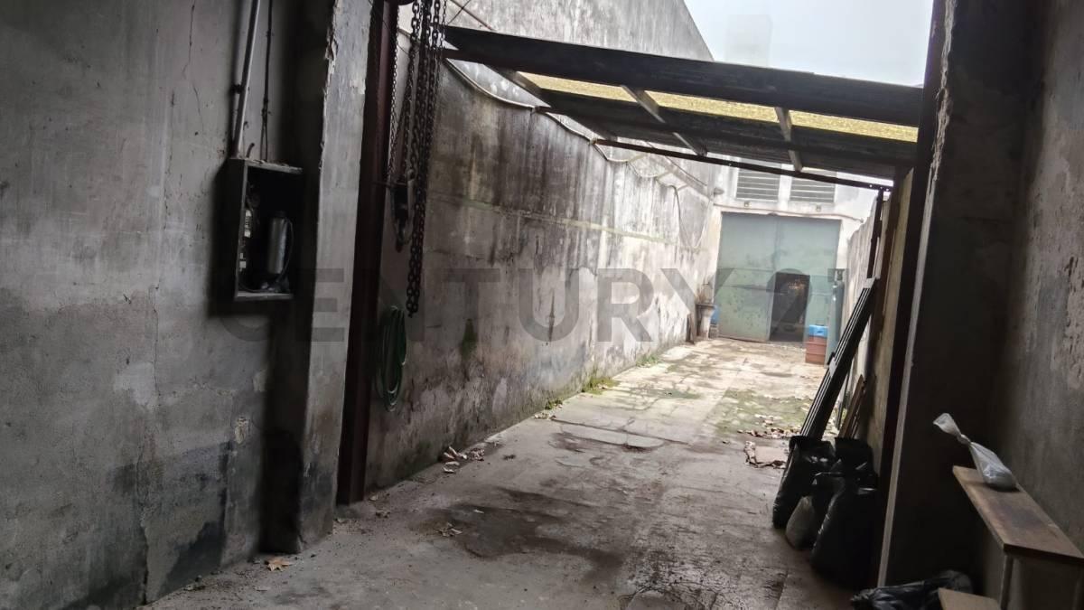 Foto de venta terreno galpon estacionamiento local comercial, depósito y, imagen 1