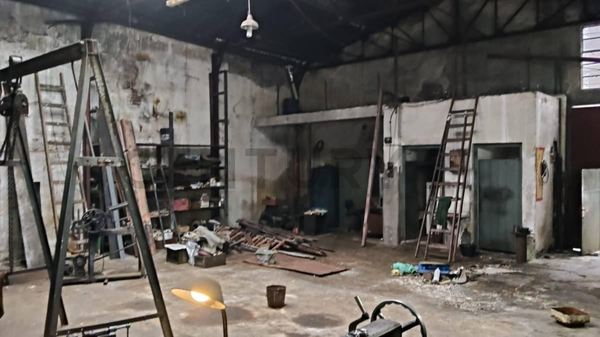 Foto de venta terreno galpon estacionamiento local comercial, depósito y, imagen 5