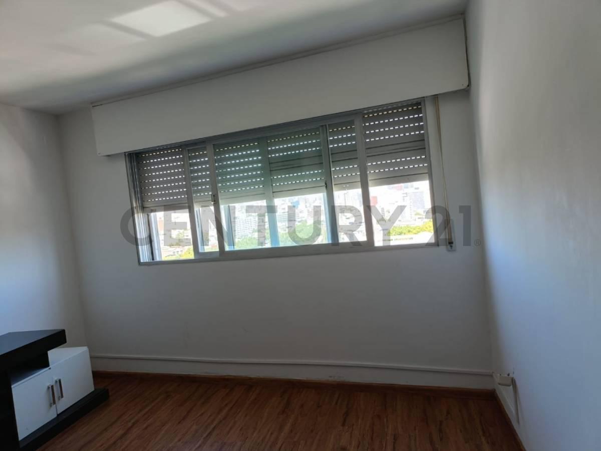 Foto de Venta Aguada. Apartamento 3 dormitorios,piso 10.Prox facultad medicina, imagen 1
