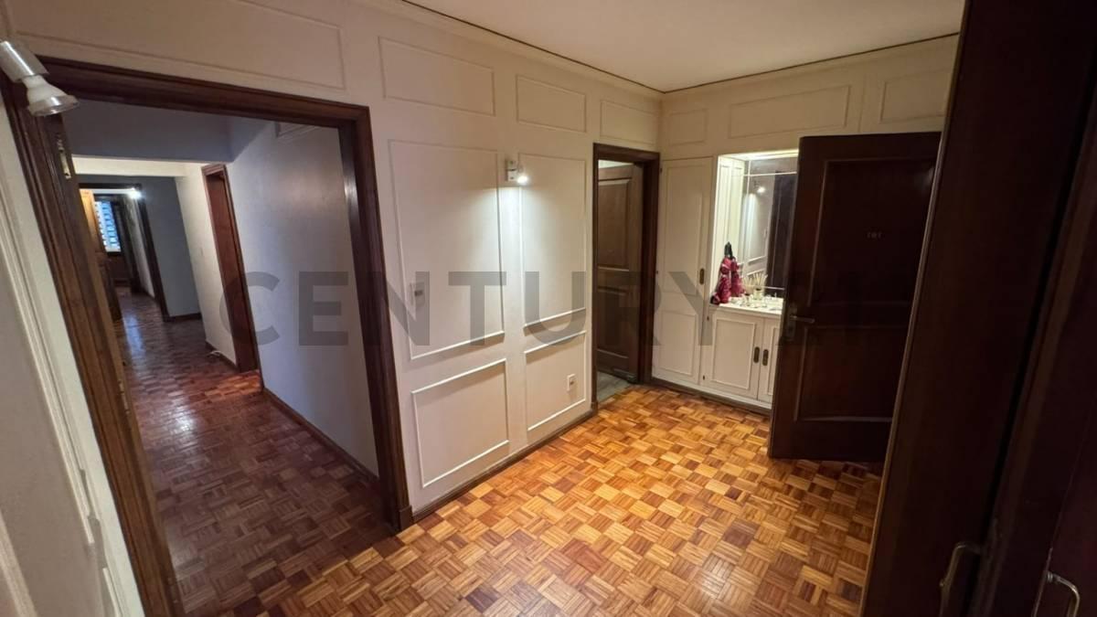 Foto de Exclusivo depto de categoria en Pocitos/GARAGE/FRENTE/mt Rambla/Sobre, imagen 3