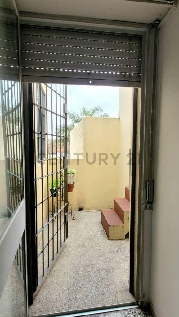 Foto de VENTA CASA REDUCTO 3 DORMITORIOS, PATIO, PADRÓN ÚNICO DÚPLEX, imagen 4