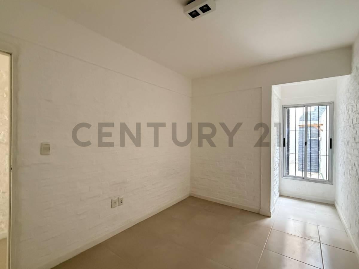 Foto de ApartamentoTRES CRUCES/2dor/patio exclusivo+parrillero/mt parque batlle, imagen 2