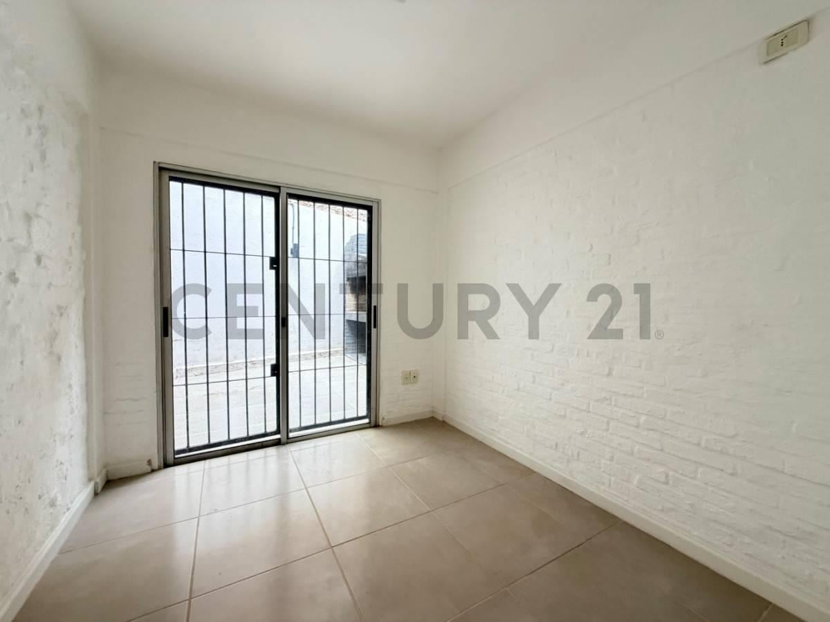 Foto de ApartamentoTRES CRUCES/2dor/patio exclusivo+parrillero/mt parque batlle, imagen 1