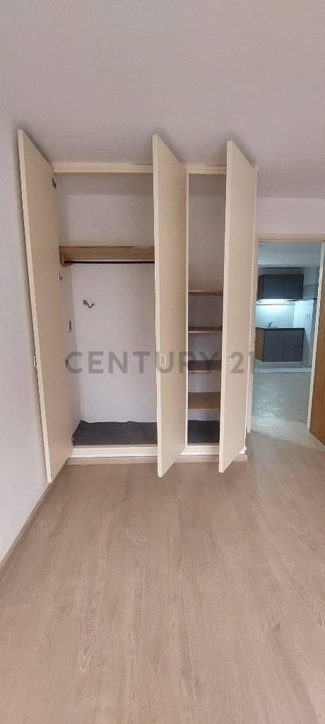 Foto de Alquiler apartamento 1 dormitorio al frente, en 3 cruces 40m2, imagen 1