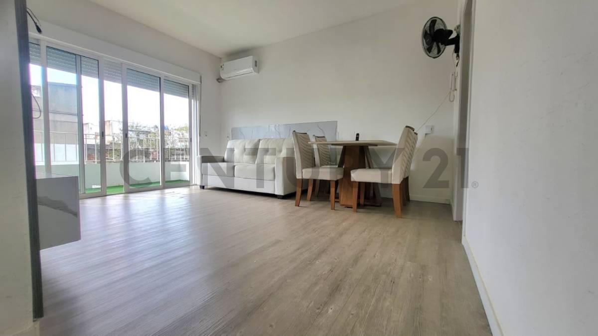 Foto de Apartamento al Frente Venta Cordón a 2 de Yaguarón 2 Dorm Balcón Acepta, imagen 5