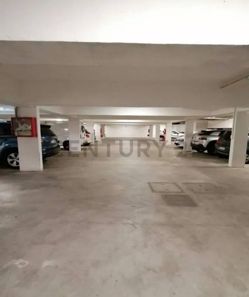 Foto de Monoambiente + Patio de 30 m2, Malvin, Gym, Piscina, Parrillero., imagen 3