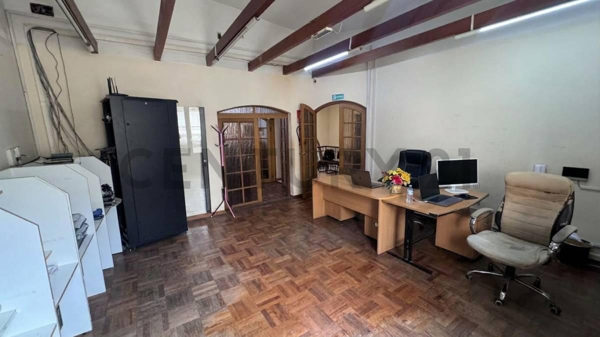 Foto de Oficina SIN GC/4 ambientes en Ciudad vieja/mt Rambla/Gran potencial, imagen 5