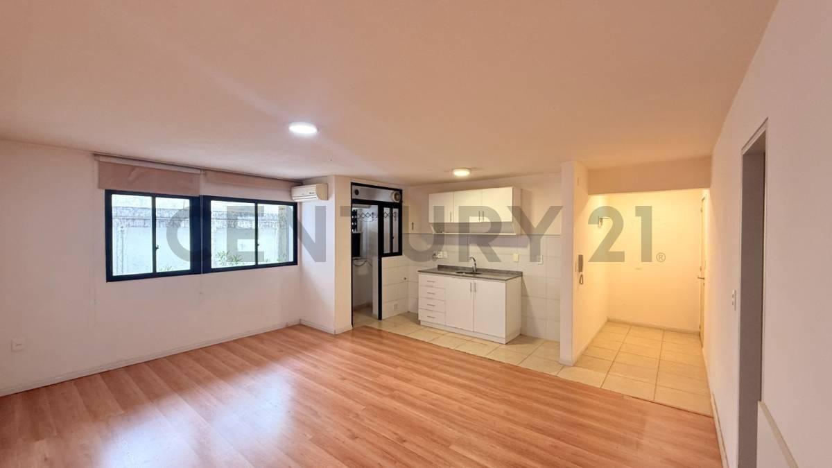 Foto de Alquiler Pocitos Monoambiente - gym y parrilleros - Casi Buceo y Parque, imagen 2