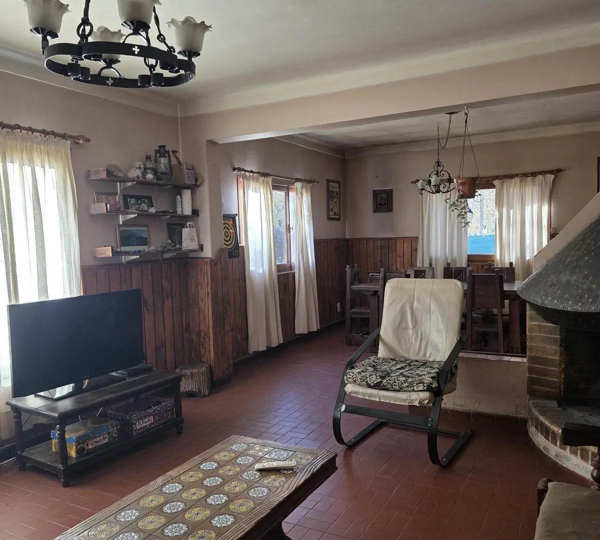 Se vende casa en El Bolsón- Barrio residencial 1