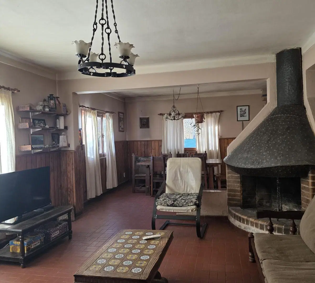 Se vende casa en El Bolsón- Barrio residencial 3