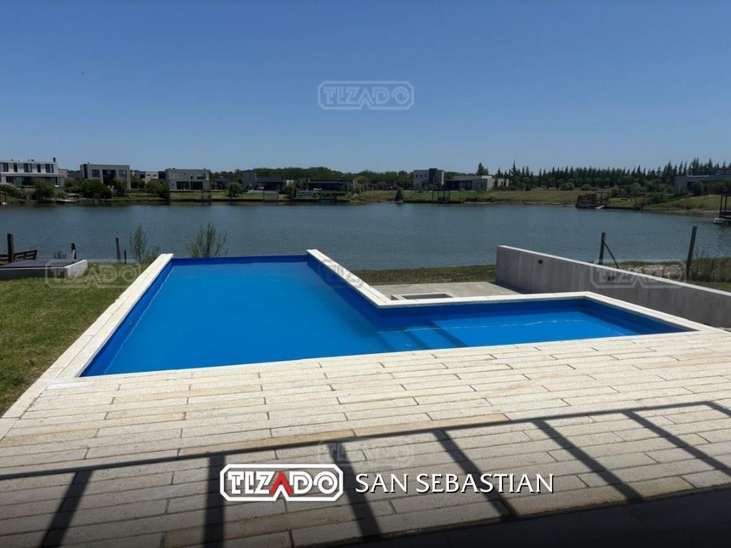 Foto de Casa en Venta en San Sebastian Acepta financiamiento- AREA 8, San, imagen 1