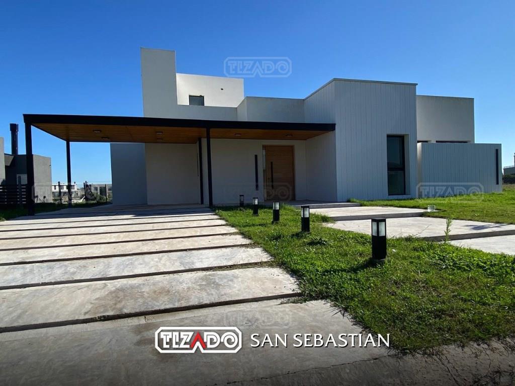 Foto de Casa en Venta en San Sebastian Acepta financiamiento- AREA 8, San, imagen 1