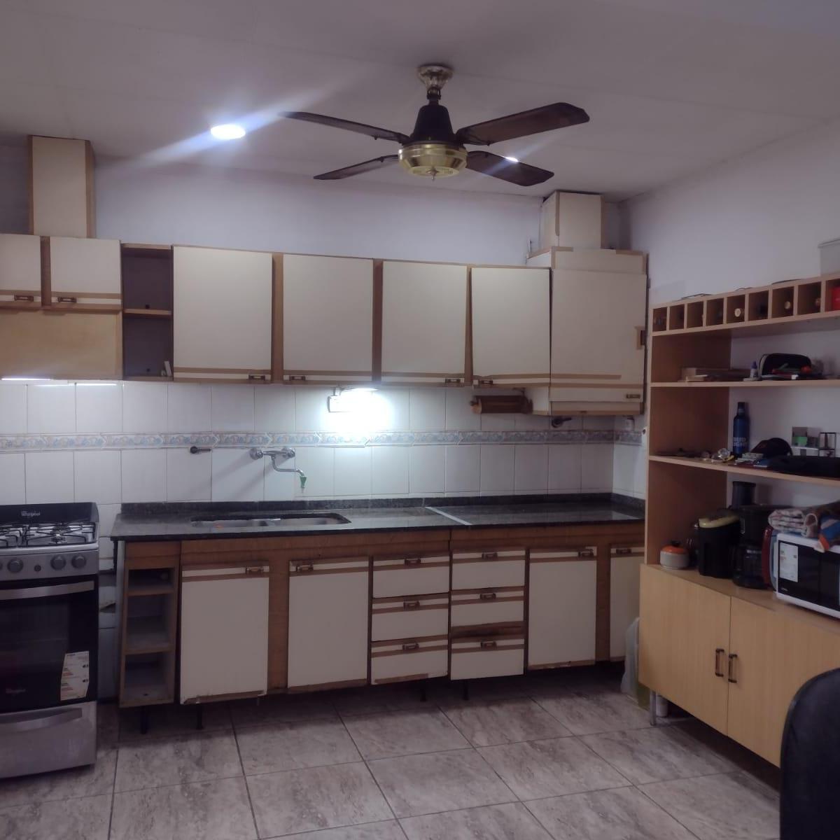 Casa 3 Dorm. Galeria Patio Cochera en B° Zumaran 2