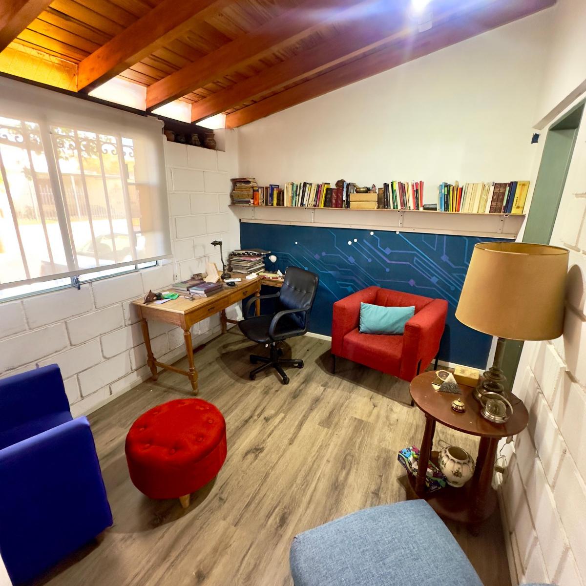 Casa en Venta B° Alta Cba de 3 Dorm. + 2 Dptos de 1 Dor - Patio Grande 2