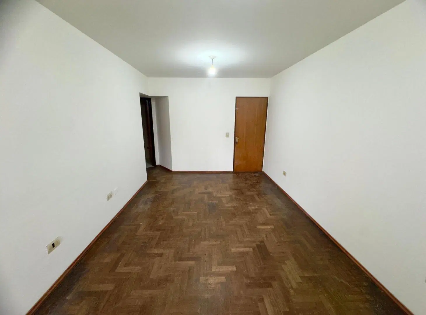 DPTO EN ALQUILER DE 1 DORM BALCON EN 27 DE ABRIL FTE PASEO SOBREMONTE 2
