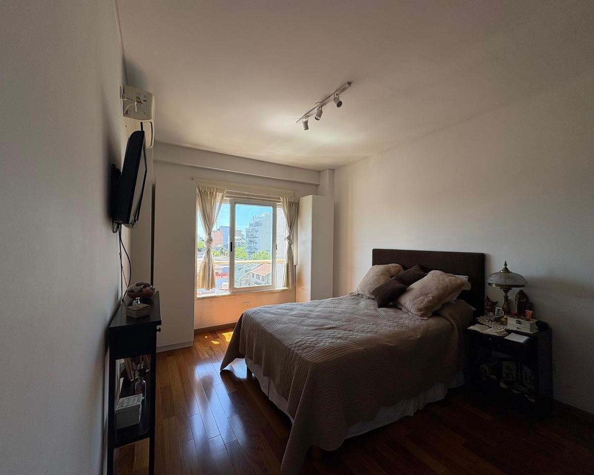 Departamento 2 Ambientes, Divisble en 3, en Lascano Al 4000 1