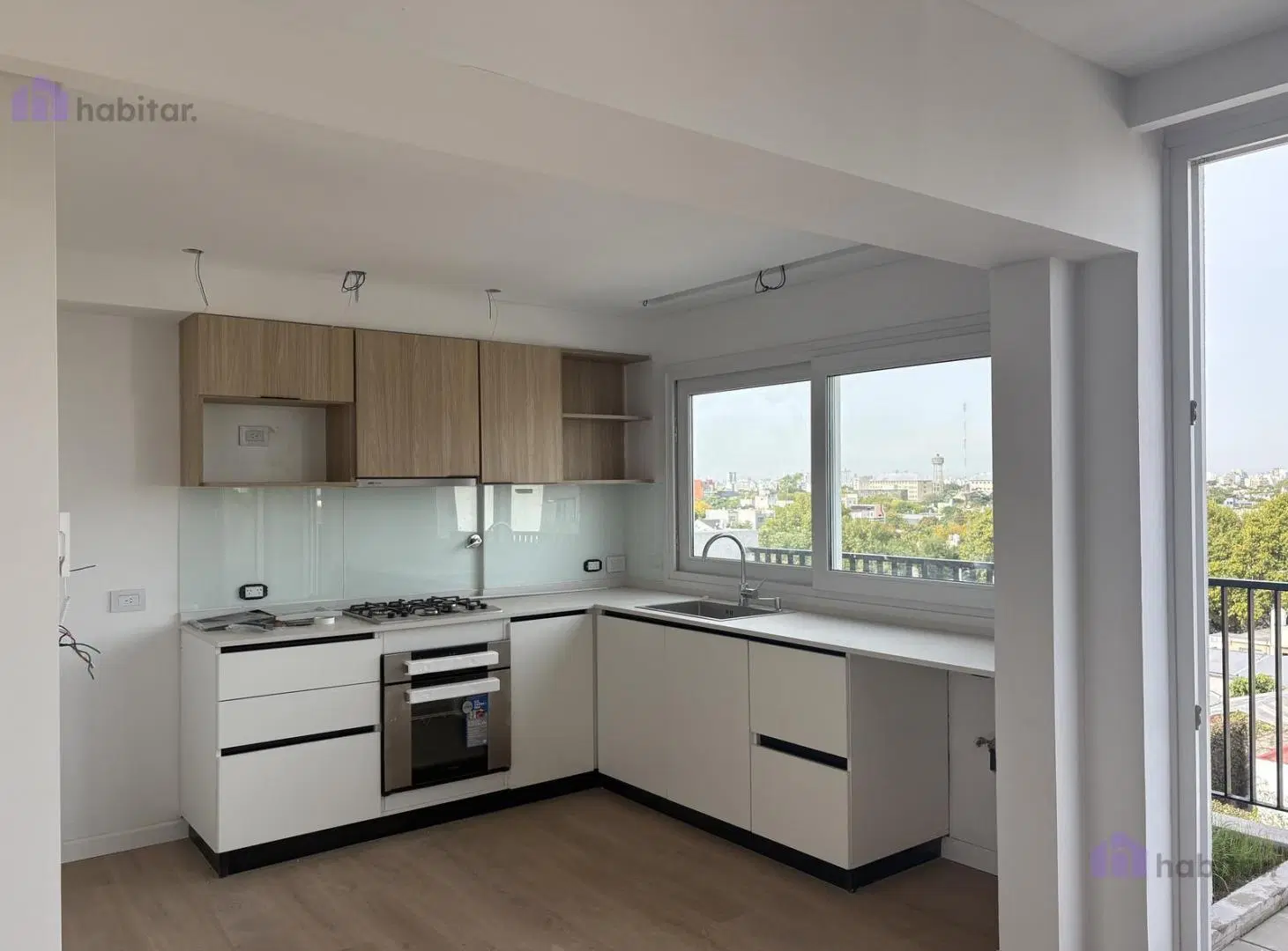 DÚPLEX ÚNICO: 2 Ambientes con TERRAZA PROPIA (Gran Potencial) 4