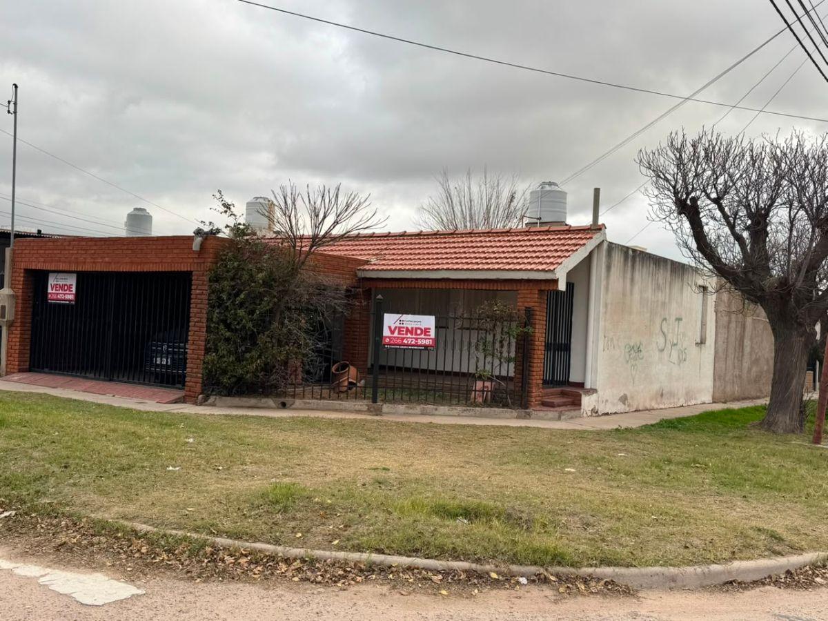 Foto de CASA EN VENTA BARRIO JARDIN SAN LUIS, imagen 4