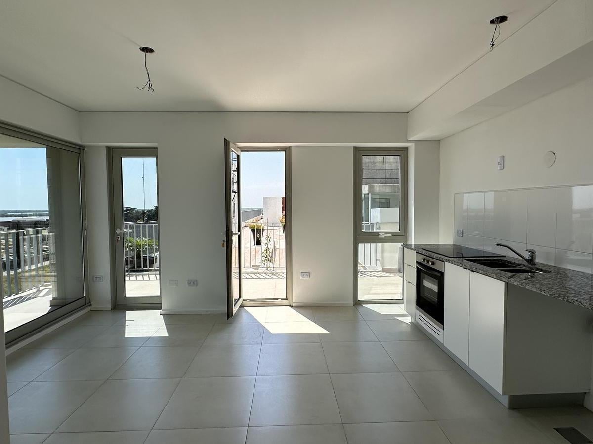 Foto de VENTA 2 DORMITORIOS VISTA AL RÍO CON BALCÓN TERRAZA - METRA, PUERTO, imagen 3