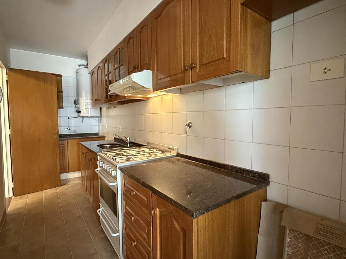 VENTA DEPARTAMENTO APTO CRÉDITO 2 DORMITORIOS CON PATIO Y COCHERA, CENTRO ROSARIO