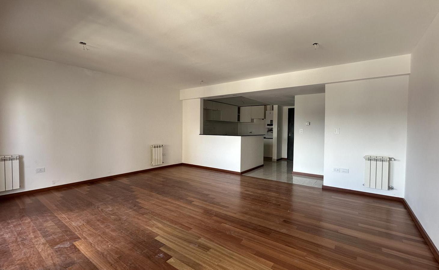 VENTA Departamento 2 DORMITORIOS CON COCHERA EN BARRIO MARTIN