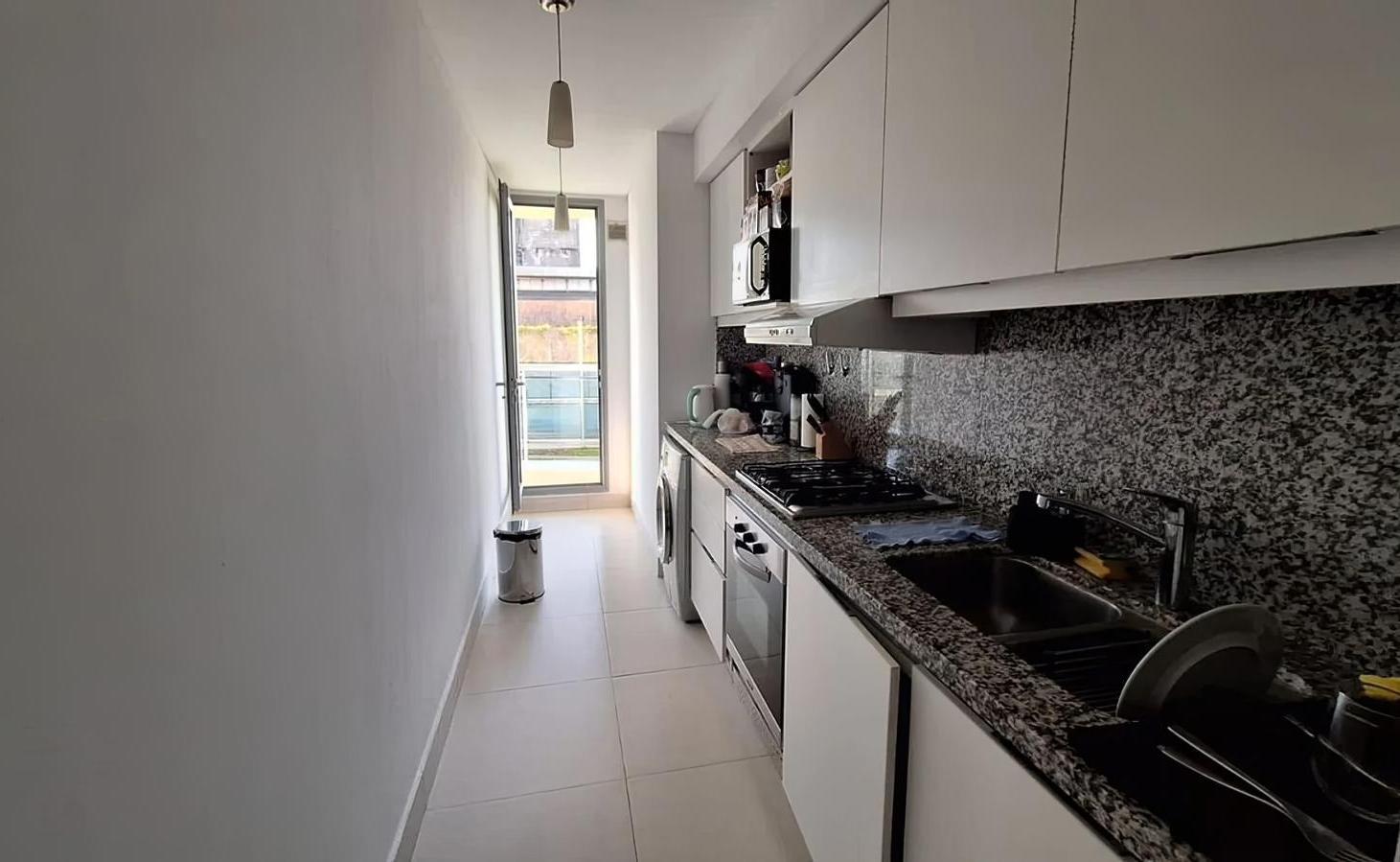 Foto de VENTA DEPARTAMENTO 1 DORMITORIO BAULERA FORUM PUERTO NORTE, imagen 5