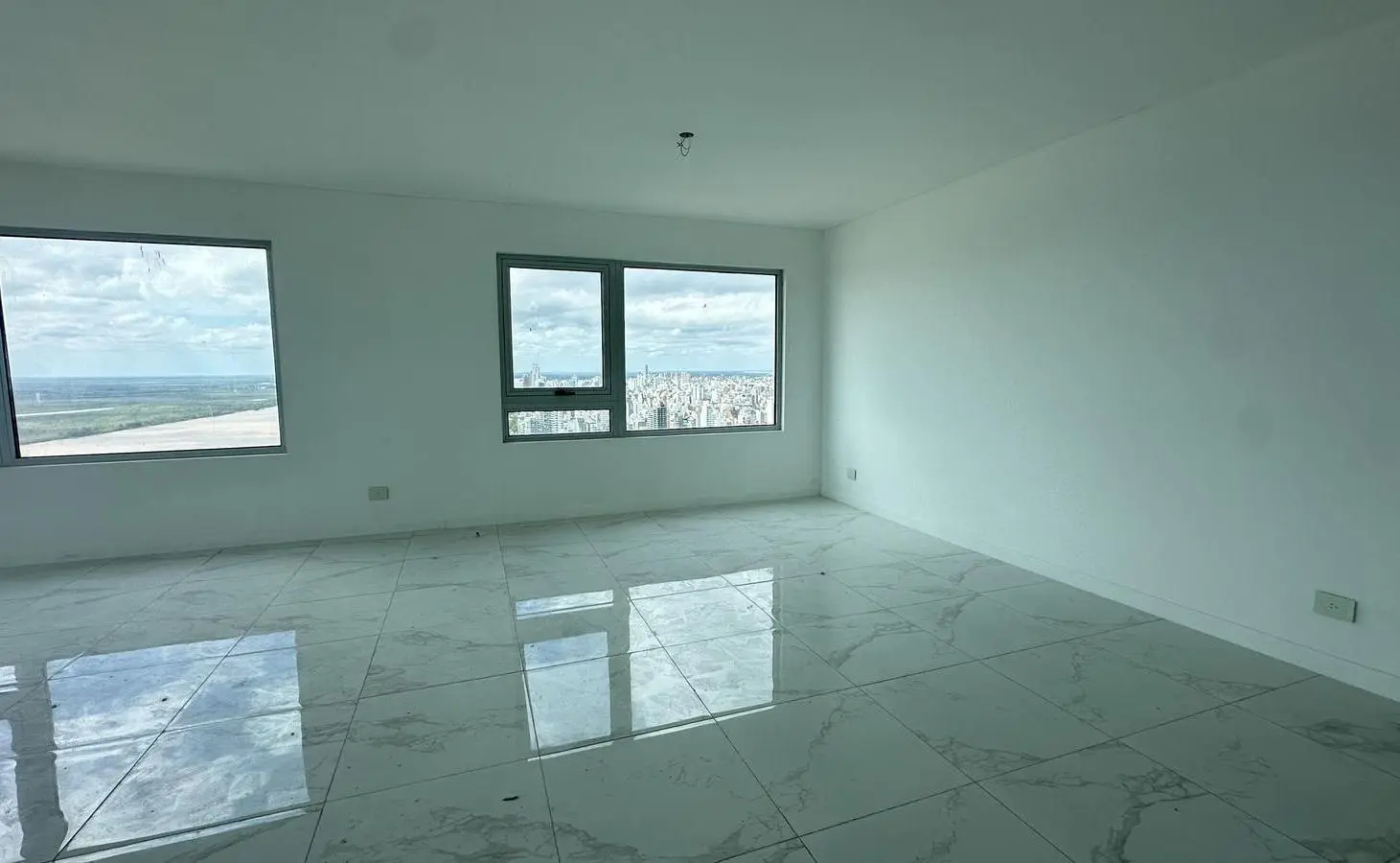 Departamento en  VENTA 3 DORMITORIOS MAUI VISTA RIO.- 2