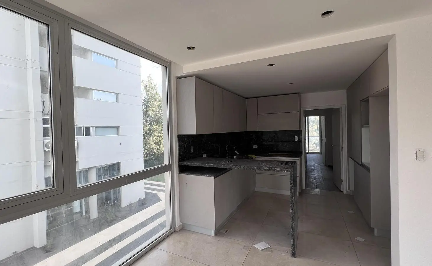VENTA 3 DORMITORIOS CON  COCHERA DOBLE - FISHERTON VIEW 4