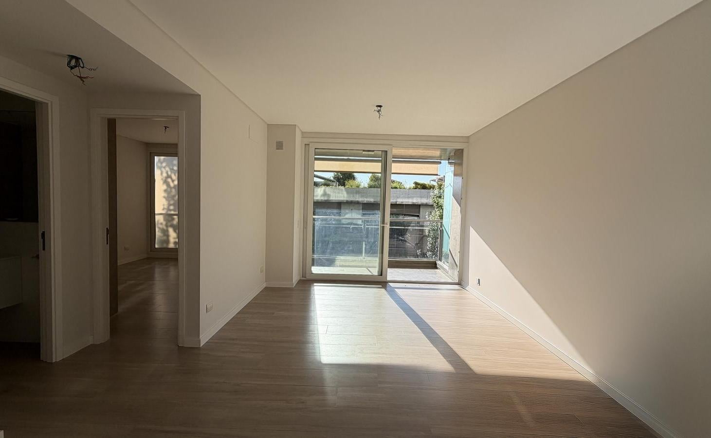 Alquiler Departamento 1 DORMITORIO CON COCHERA EN CONDO NORTE
