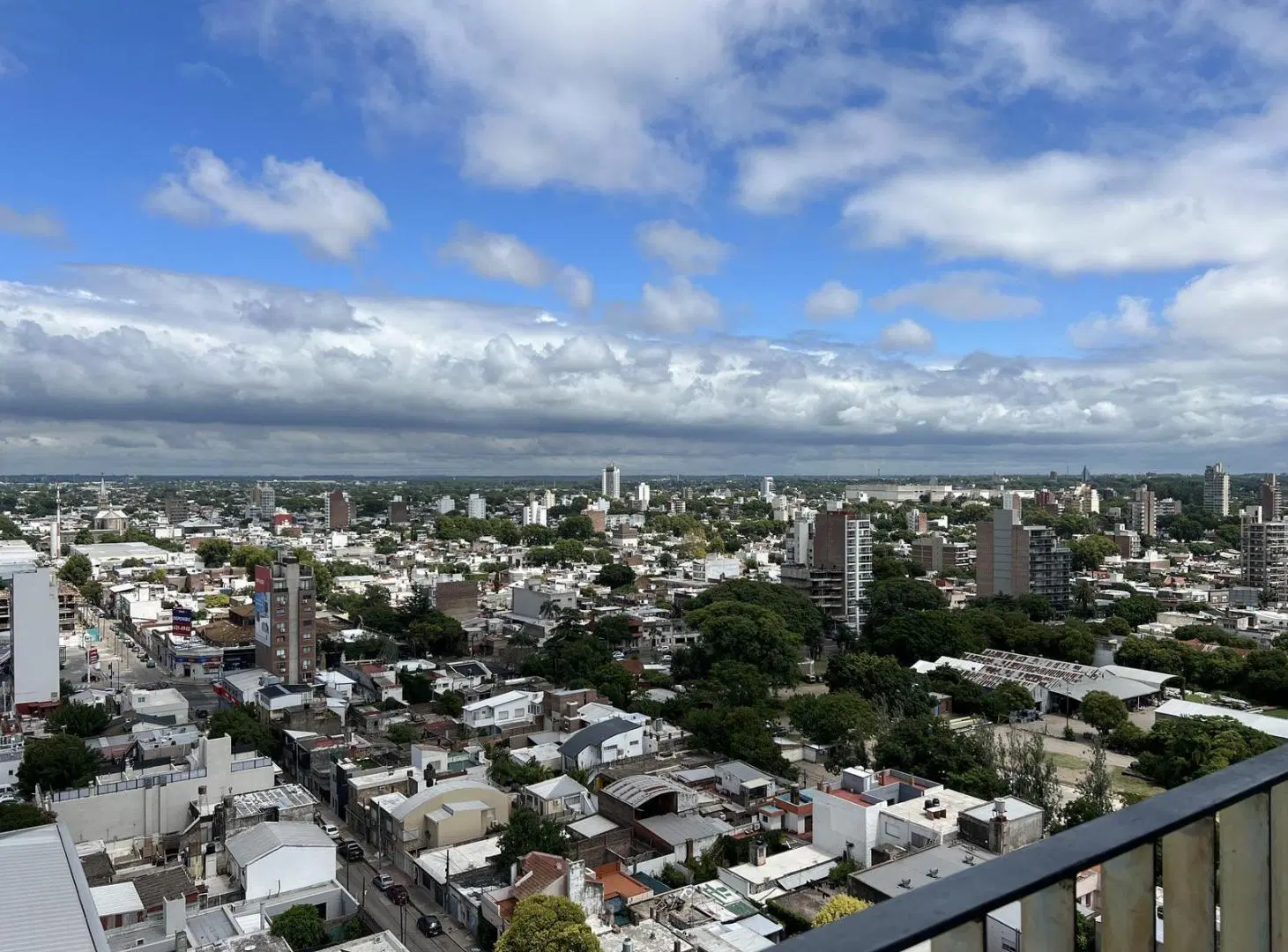 DEPARTAMENTO DE 1 DORMITORIO EN ALQUILER PISO 15 METRA PUERTO NORTE 4