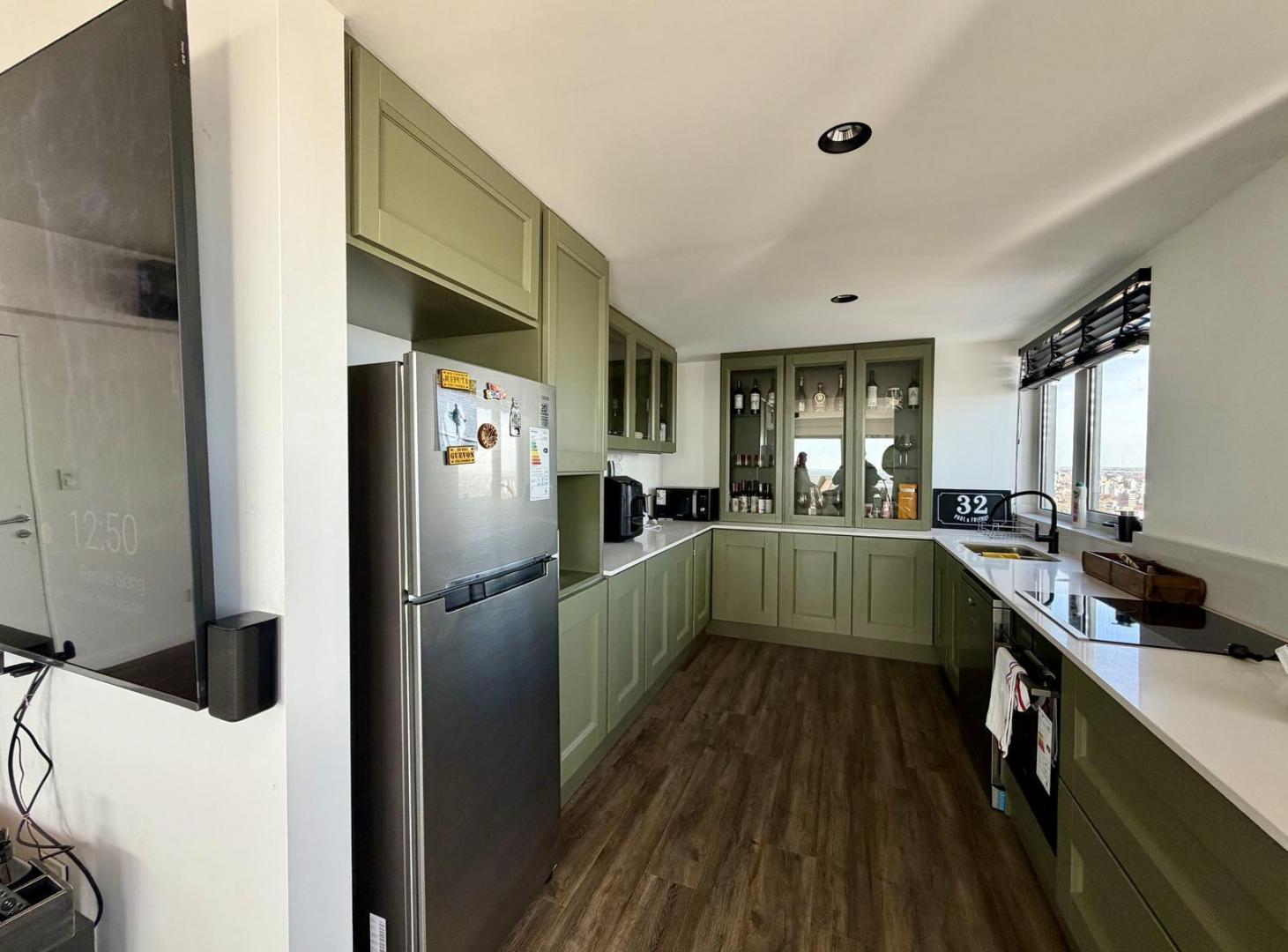 Foto de Departamento en VENTA 3 DORMITORIOS CON 2 COCHERAS MAUI VISTA RIO.-, imagen 3