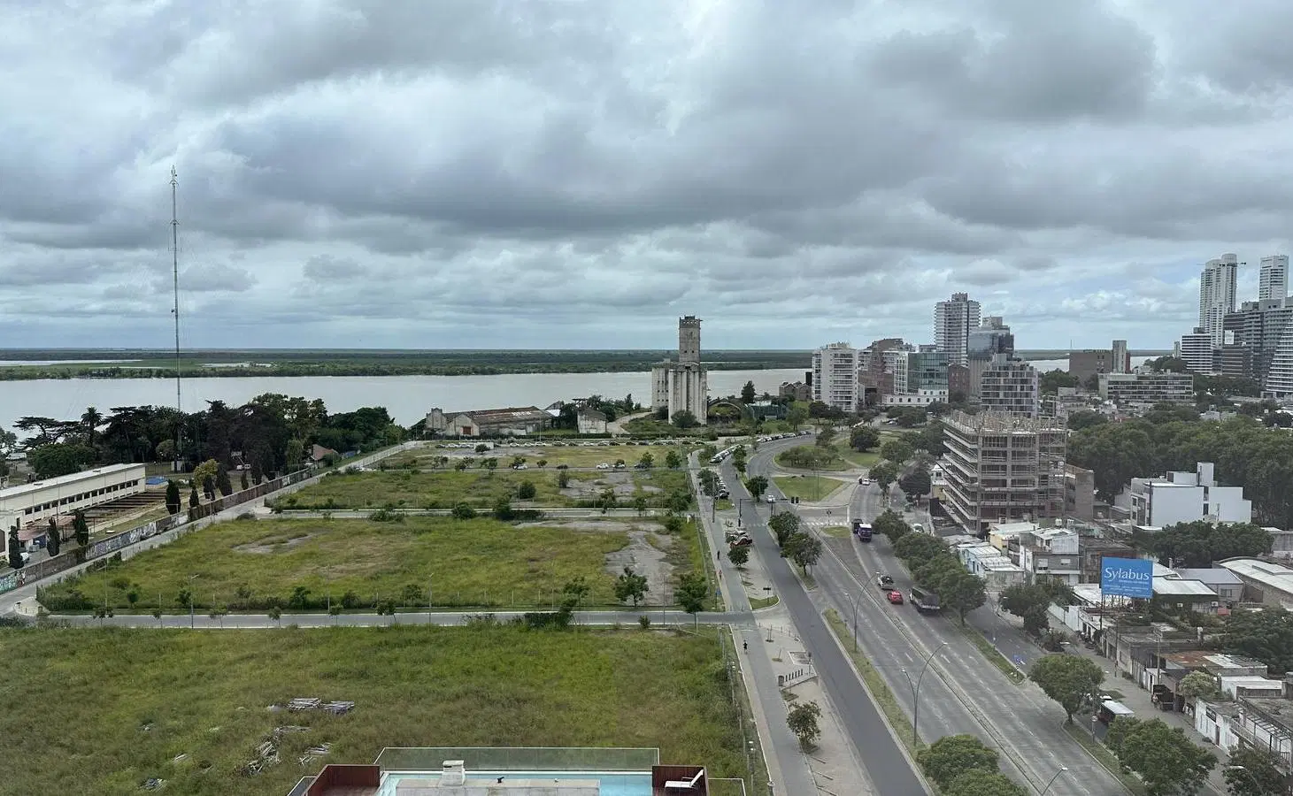 ALQUILER 2 DORMITORIOS CON COCHERA Y BAULERA METRA - PUERTO NORTE ROSARIO 8