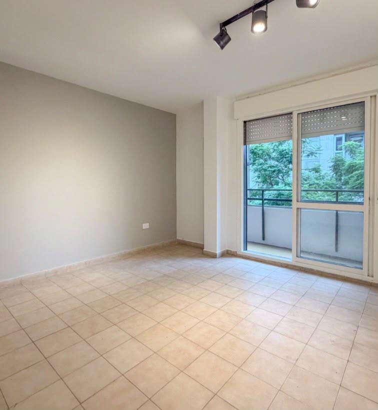 Foto de VENTA DEPARTAMENTO 3 DORMITORIOS ZONA CENTRO, imagen 2