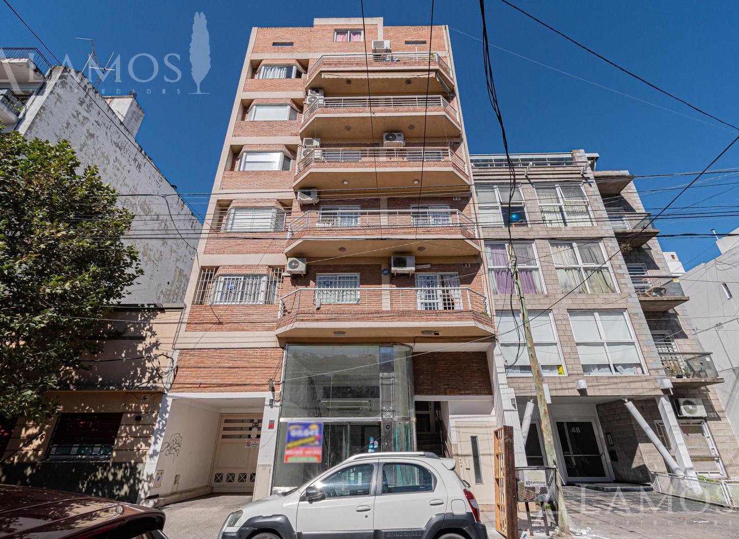 VENTA DEPARTAMENTO 3 AMBIENTES EN RAMOS MEJIA CENTRO
