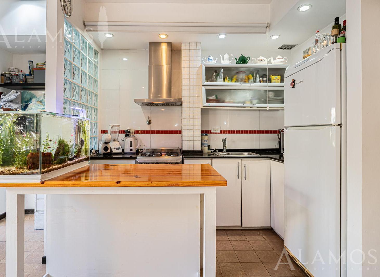 Foto de VENTA PH 3 AMB EN VILLA LUZURIAGA OPORTUNIDAD INVERSOR O MULTIFAMILIAR, imagen 2