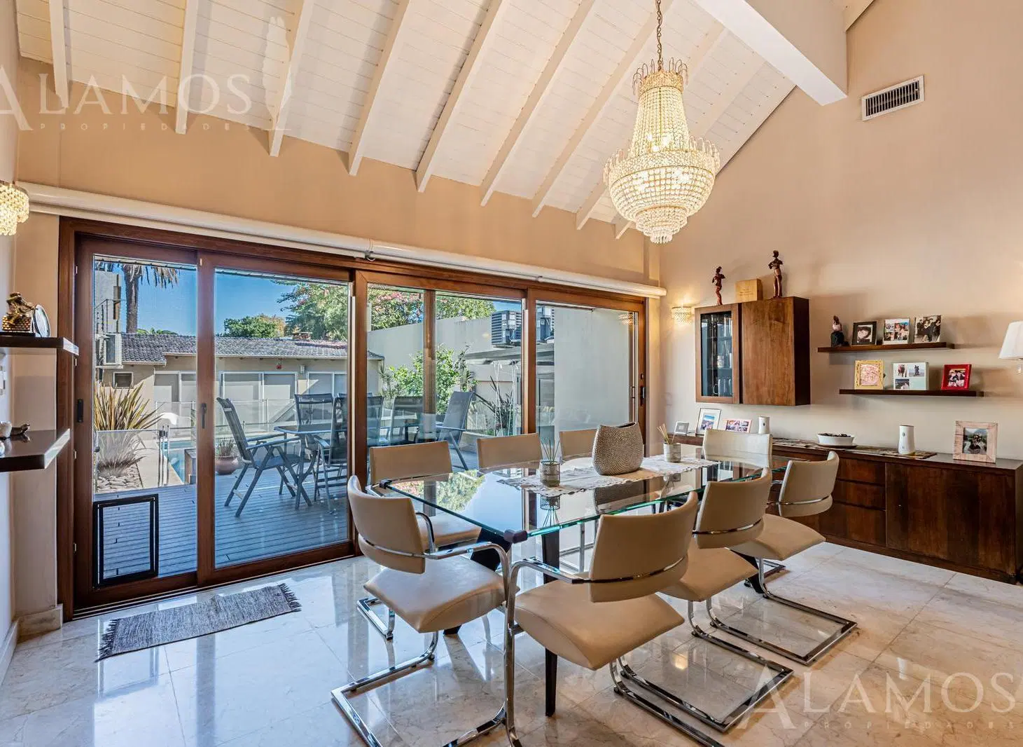 VENTA CASA 5 AMB VILLA SARMIENTO EXCLUSIVA 2
